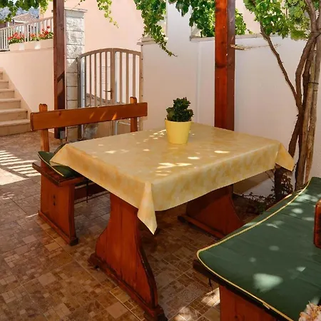 Ferienwohnung Fuer 3 Personen Ca 38 Qm In Orebic, Dalmatien Sueddalmatien Orebić