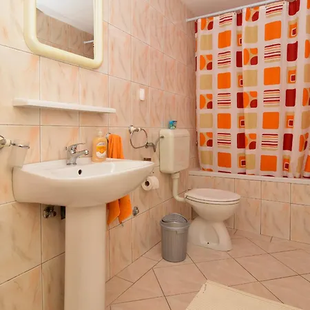 Ferienwohnung Fuer 3 Personen Ca 38 Qm In Orebic, Dalmatien Sueddalmatien